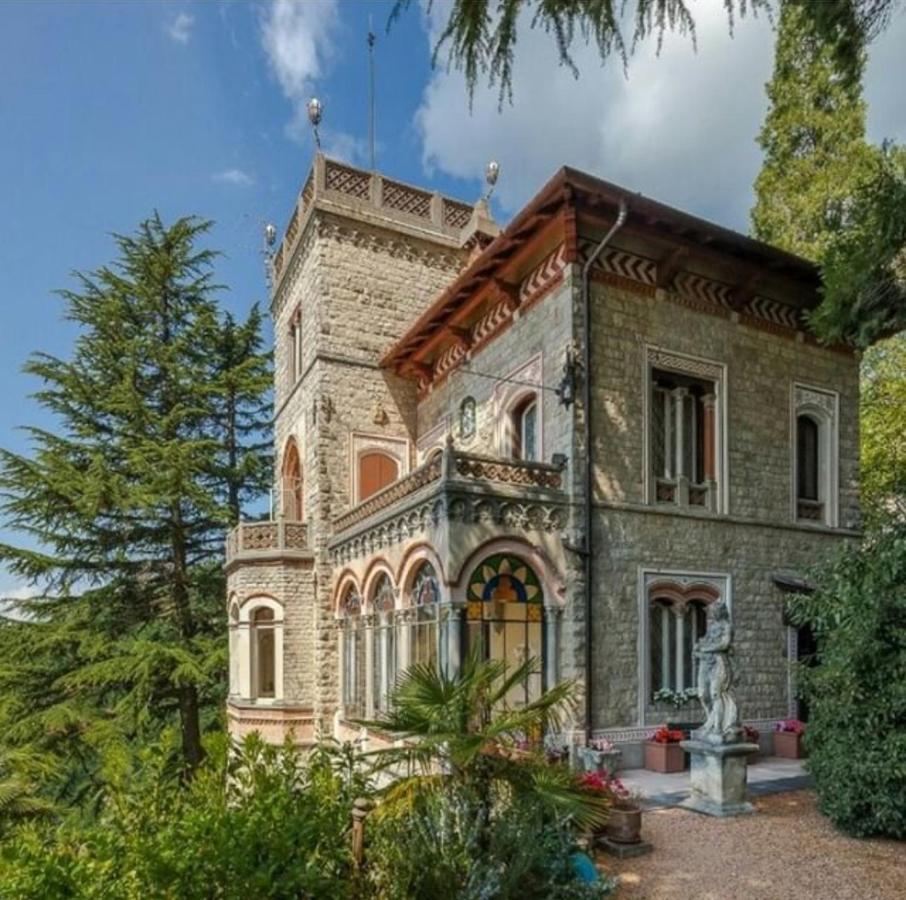 Il Parco E Gli Affreschi Apartment Варезе Екстериор снимка